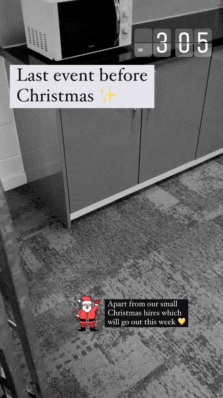 Last event pickup before Christmas, it’s been a much merrier lead up to the big day than last year and we’re keeping everything crossed it stays merry!! (Boooo Boris….. booo Om*cr#n)
Our smaller Christmas private hires are getting ready to go out this week too and we hope you are all staying safe and remain festive! ✨ 🎄
#eventhire #glasshire #potkettlewhite #reuse #crockeryhire #feelingfestive