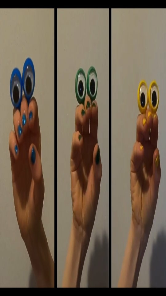 A finger puppet trio sings Bach's harmonization of "In dulci jubilo" BWV 368
I was on a real "In dulci jubilo" kick this past December, comparing and contrasting many versions of this ancient melody, starting with The Swingles version from their delightful 1990 album Spotlight on Bach, and then harmonizations by Hassler, Holst, Pearsall, and this one by Bach, Liszt's piano arrangement from Weihnachtsbaum, and BWV 729. The melody kept popping up here and there, including very unexpectedly at the Brooklyn Botanic Garden's holiday light show: https://photos.app.goo.gl/P2hyLJNSvrsoqSBeA
I have figured just enough about using Audacity to make multi track recordings and I have practically zero skills in video editing, but I was able to make this happen using iMovie. I enjoyed myself and I just might make another one soon, with the hopes that I'll get better at it as I go.
10/10 would recommend singing with finger puppets to add levity and fun to practicing:) Thank you to @joyfully.jill (who is a real puppeteer!) for introducing me to these cuties a few years ago. I have a whole bag, so if you're a singer needing some play in your practice let me know :)