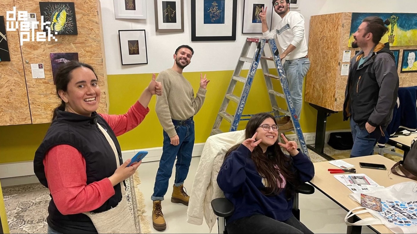 🎨 OAN 2023 - we hebben genoten van een explosie aan creativiteit & kunstzinnigheid 🖼 Open Ateliers Amsterdam Noord Makers Unite Foundation Makers Unite 🙏🏾🙏🏼🙏🏽 veel dank aan alle kunstenaars en het publiek!
📷: Farouk Ebaiss @timeerror11
#werkplek #flexplek #amsterdamnoord