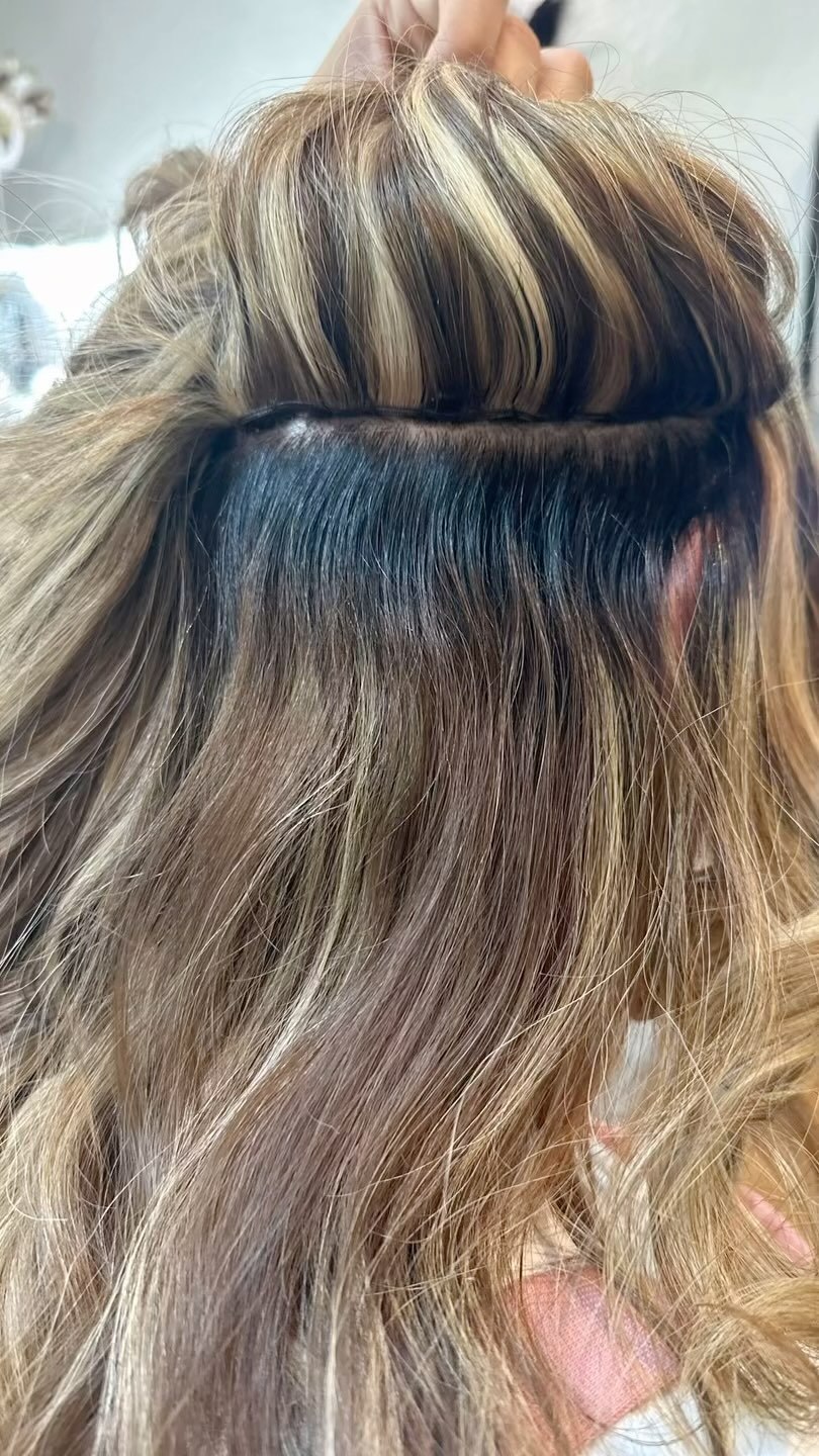 This is what they call the invisible bead method. This is great for those who like to wear their hair up. #invisiblebeadextensions #theextensionqueen #hairextensionsalon #hairextensionsspecialist