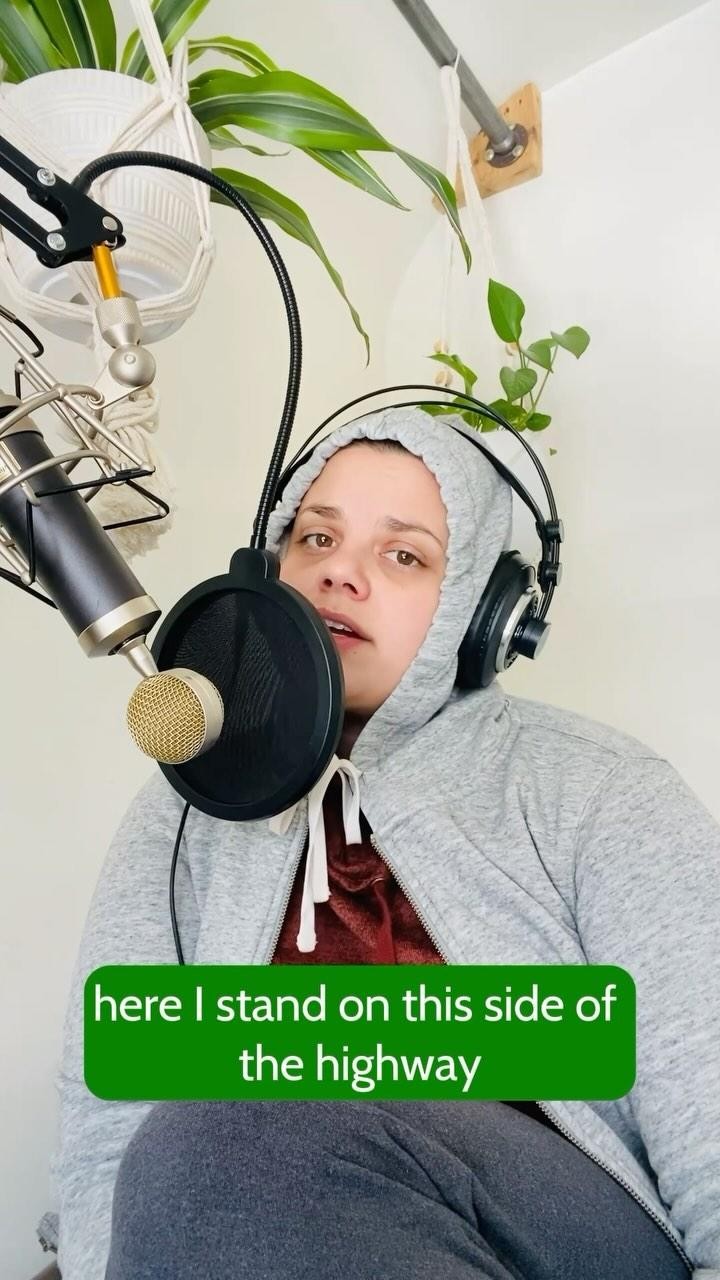 A mash up! I’ve never had this happen before, writing 2 different songs and realizing they’re meant to go together.
Life isn’t supposed to be easy, but we are all right where we are supposed to be.🩷
Covid is kicking my ass but I miss creating so much😭
#mashup #singersongwriter #singersofinstagram #original #workinprogress #create #write