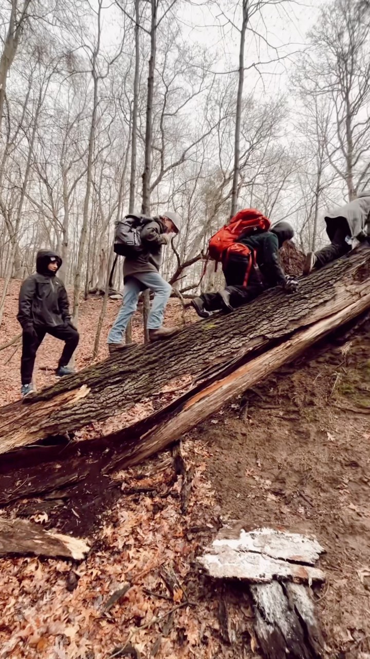 From boiling water over a fire to woodland hikes to first aid simulations and everything in between, each day is something new and different for our backpacking skills students! There really is nothing better than spending all day in the woods 🌲
#ventureactionsports #backpackingskills #outdoorskillsandthrills #dayinthelife