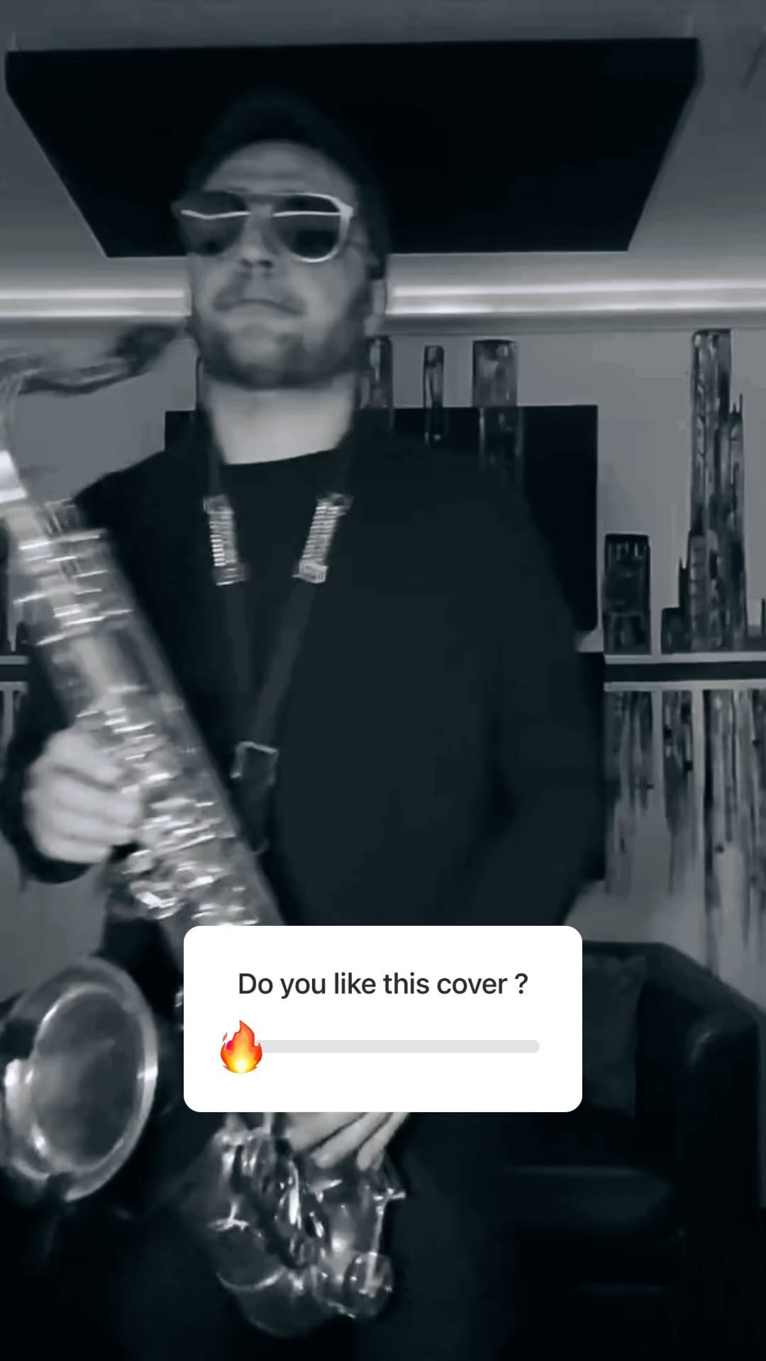 An humble cover on this wonderful song from Charles Aznavour #djsax #djlausanne #djgstaad #livesax #djwedding #djcorporate #djswitzerland @atelierpauldevins @dantestraps @yanagisawa_sax @acuitis_officiel