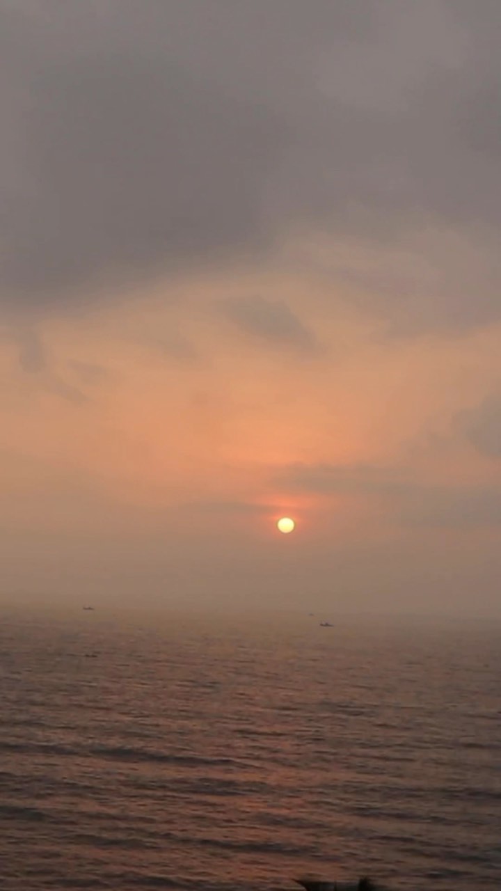 Sundown 🌥️
.
.
.
#timelapse #sundown #sunset #reel #timelapsereel #reeling #reels #timelapsevideo #sunsets #meditation #s