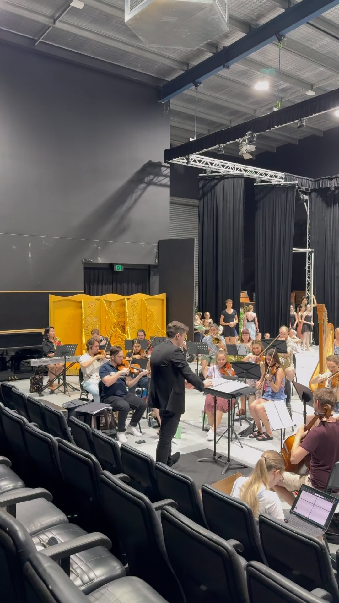 Exciting things happening at @stagehouse_theatre_stafford today with @ballettheatreqld’s first rehearsal with live orchestra @cadenzachamberplayers. What an incredible atmosphere with live music flowing through the hallways. Chookas for your performance @ballettheatreqld. If you haven’t yet purchased tickets got to https://www.qpac.com.au/whats-on/2024/btq-the-sleeping-beauty