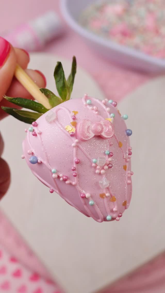 Add a little sparkle to your desserts with our edible glitter pumps! Choose from a trio pack or purchase individually. 💖
Visit www.shinedessertglitter.com to shop now! ✨
#EdibleGlitter #Glitter #ChocolateCoveredStrawberries #ShineDessertGlitter #ValentinesDay #ValentinesTreats #ValentinesDayParty #Galentines #GalentinesDay #GalentinesDayParty #ValentinesBaking #ValentinesDayBaking