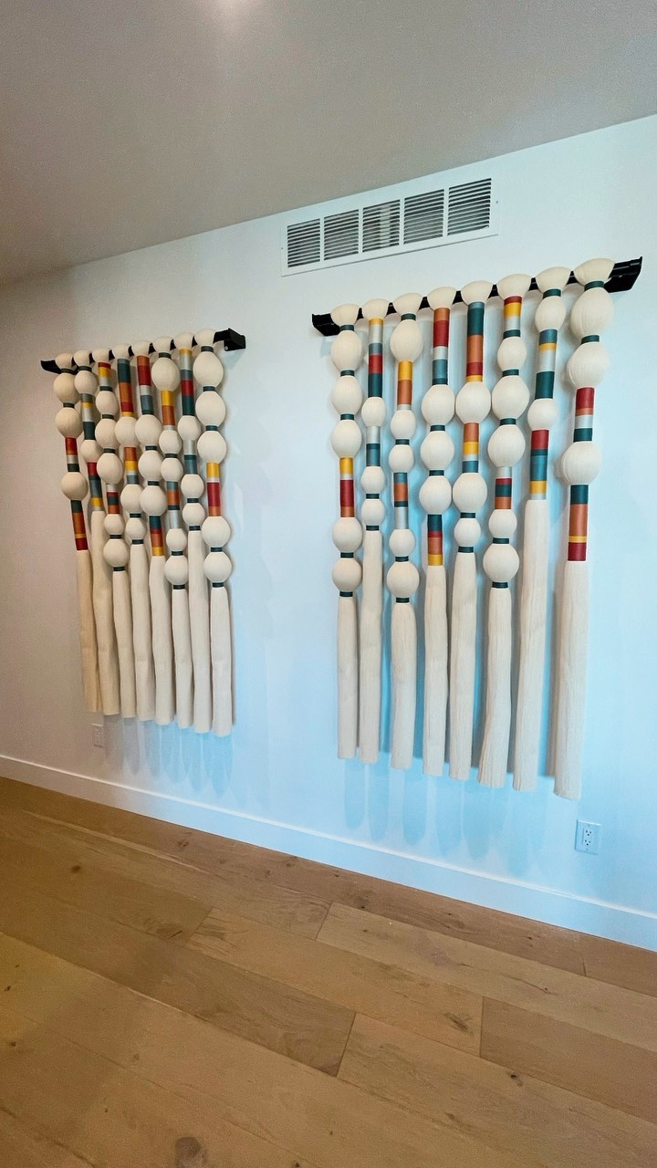 We had a great time with an install at a private residence. Maybe some inspiration for your walls.
Click the link in bio to book your professional art installation
.
.
.
.
.
.
.
.
.
.
#denverart #denverartists #denverartist #denverartscene #denverartdistrict
#denverdesigner #denverdesign #interiordesign #coloradodesign #denverdesign #interiordesigner #art #decor