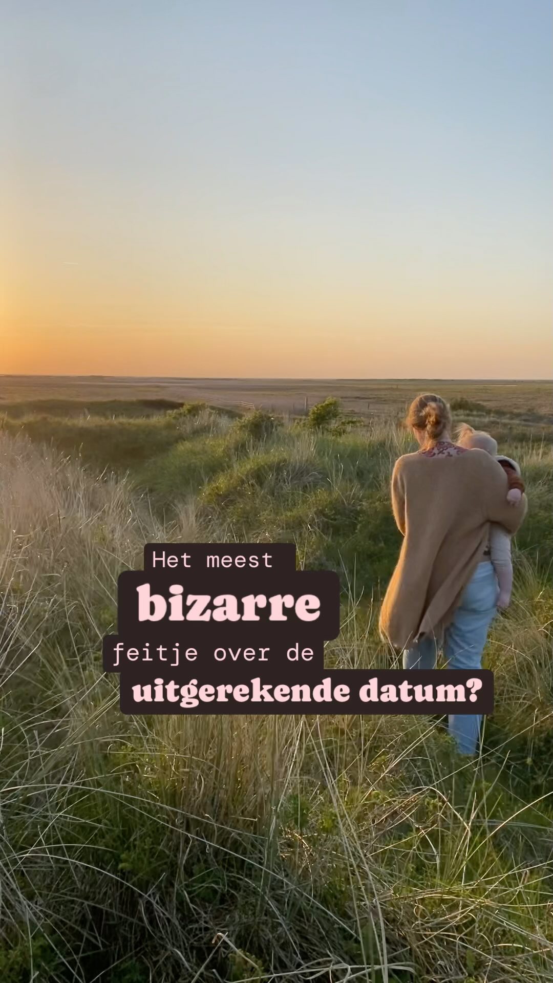 Alles meetbaar maken heeft een groot nadeel 🤔
👉🏼 Vrouwen verliezen het vertrouwen in hun eigen lichaam, omdat ze zo gewend zijn (gemaakt?) om naar hun zorgverleners te kijken voor bevestiging dat alles goed is.
En de uitgerekende datum is daar ook zo’n voorbeeld van.
🤰Gemiddeld bevallen vrouwen later dan 40 weken. Voor eerste kindjes is dat zelfs 40 weken en 5 dagen. Voor vrouwen die al eens zijn bevallen is dat 40 weken en 3 dagen. Toch houden we ons zo vast aan die uitgerekende datum. 📅
Geen wonder dat je je als zwangere tegen gestresst 😳 voelt omdat die uitgerekende datum voorbij gaat:
😔: verwachtte dat je kindje allang geboren zou zijn
😔: de druk voelt van de mensen om je heen ‘ben je nou nog niet bevallen?’
😔: de druk voelt van je zorgverleners die een inleiding gaan bespreken
❌ Stress is een oxytocine killer ❌
En welk hormoon speelt een cruciale rol bij de start van een bevalling?
Je raad’m al: oxytocine! 😘
Loop jij hier nu tegenaan, is je uitgerekende datum gepasseerd en weet je het even niet meer? Stuur me een DM! 💬
👩🏼💻 Ik wil graag een E-Book schrijven over ‘over tijd gaan’ als zwangere met mijn tips om deze periode zo relaxt mogelijk te maken. Wil jij’m ook lezen? 🫶