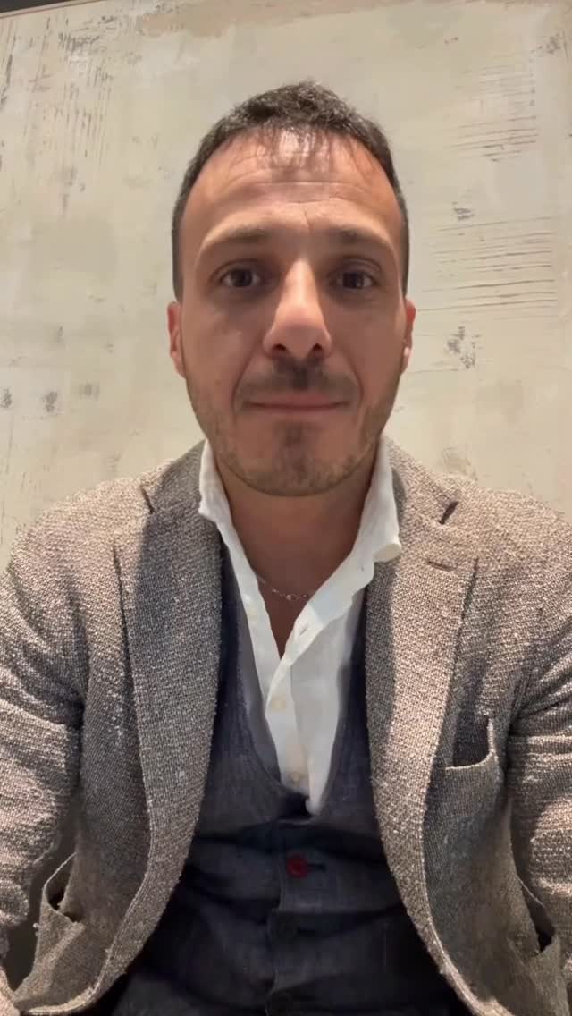 🎯 Ogni mese parliamo con decine di imprenditori.
E quasi tutti commettono gli stessi 3 errori:
1️⃣ Nessuna analisi dei numeri → si va a sensazione.
2️⃣ Offerta troppo generica → difficile farsi scegliere.
3️⃣ Nessuna strategia → si lavora tanto, ma si cresce poco.
⚠️ Non servono miracoli. Serve metodo.
In Senapa aiutiamo micro e piccole imprese a trasformare confusione e fatica in crescita reale, con strumenti pensati su misura.
📩 Vuoi scoprire qual è il tuo punto debole e come migliorarlo?
Scrivici “ERRORI” in DM: ti offriamo una call gratuita.