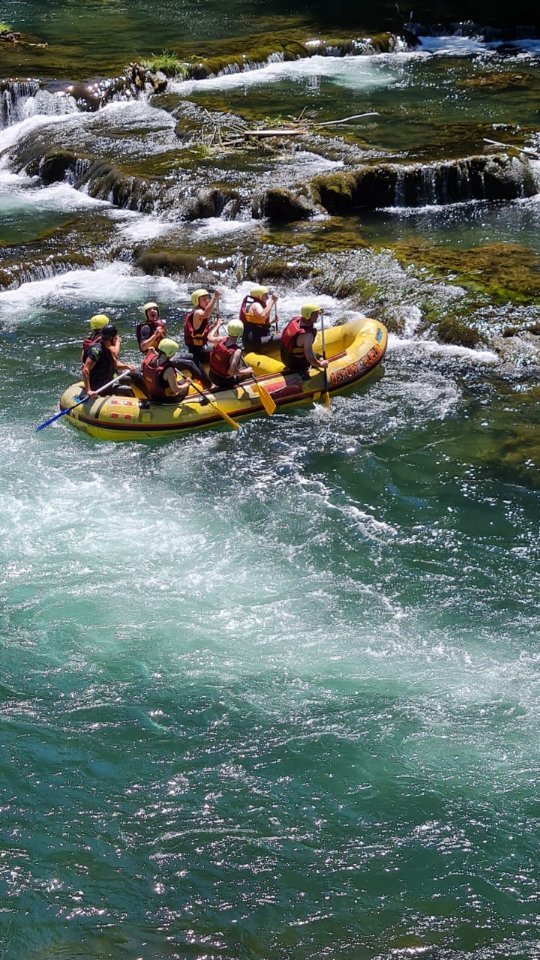 Zamjenite more - rijekom i rezervisi
ovo ljeto za avanturu. #unarafting_bijeli❤ #travel #whitewater #rafting #Rafting#RaftingAdventure#RaftingLife#RiverRafting#AdventureSports#OutdoorAdventures#ExtremeSports#RaftingTrip#RaftingFun