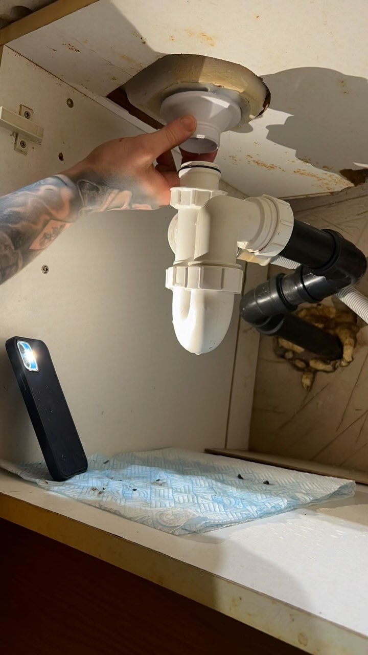 Watch us replace an old kitchen waste fitting for one of our clients 💧
Leaky & damaged kitchen wastes are one of the more common plumbing problems we encounter on a day to day basis.
Your Kitchen waste disposal can become loose or damaged after prolonged use. It’s important to make regular checks on your under sink fittings to prevent any bigger leaks and damage to your property.
Got a leaky sink? Give us a call today on 07513263518 📞
p.s did anyone spot the new apprentice.. 👀🕷️
#kitchensinkrepair #leakingkitchenwaste #kitchenwaste #highpeakplumber #plumberhighpeak #plumberlifestyle