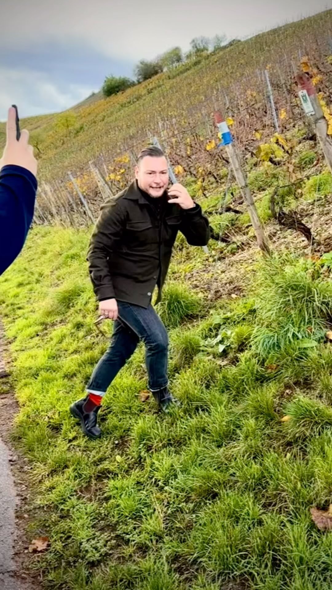 Wow what a year #2023 . Thanks to all the 350+ thirsty people who joined me for a grape escape this year. I’m truly grapeful. 🙏🙏🙏🙏
Keep on drinking Riesling. I hope to see you next year 🍾
#winelife #winetours #winefriends #winetravel #thirsty #winesofgermany #germanwine #alsace #grapescapes