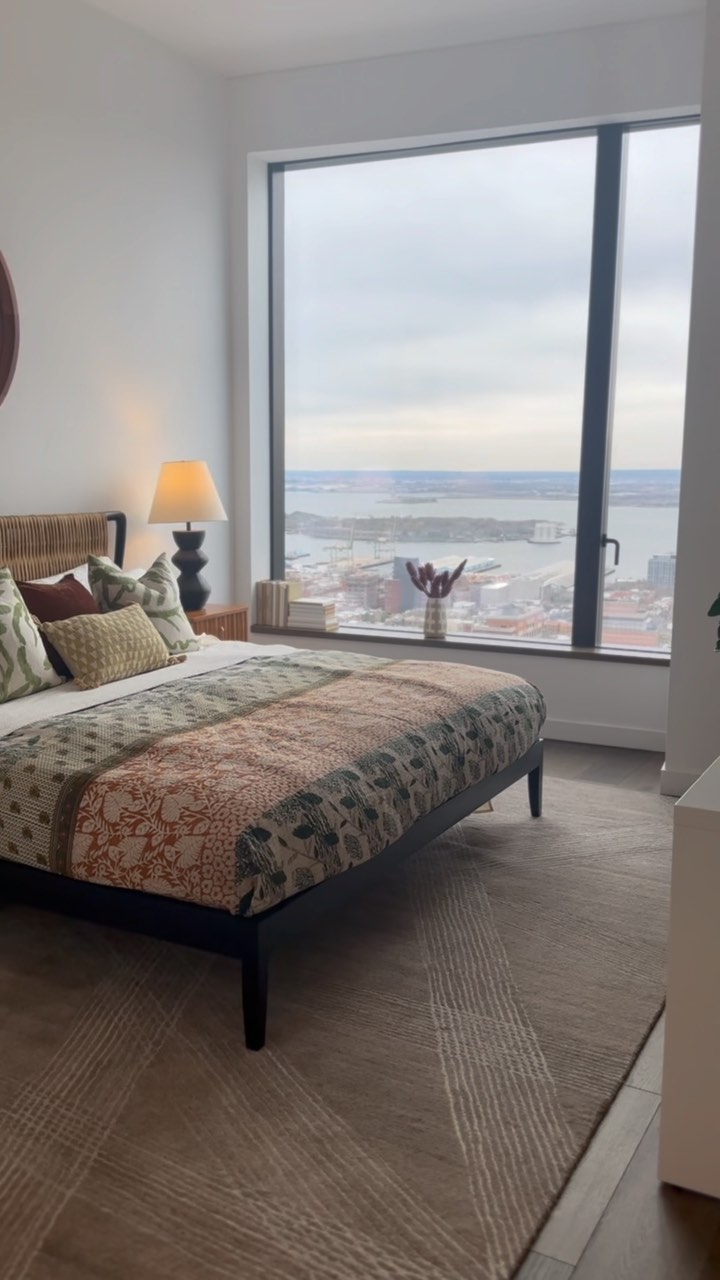 Rain or shine 🌦️ these views spark joy all of the time ✨
📍 11 Hoyt, Boerum Hill
_________________________
📲 Call/email for info:
@jennyrosehalupka - 908.247.2945 / jrh@compass.com
_________________________
.
.
.
.
.
#boerumhillbrooklyn #11hoyt #thehalupkateam #brooklynbridge #manhattanbridge #brooklynlifestyle #thebrooklynbridge #brooklynbridgepark #manhattanview #manhattanviews #viewsinbrooklyn #brooklynviews #brooklynvibes #onlyinnewyork #manhattanskyline #bestviewsintheworld #bestviews #luxuryhomes #bestviewsinthecity #bestviewsintown #luxurynewbuild #viewhunting #viewhunter #brooklynheights #newdevelopments #downtownbrooklyn #boerumhill #viewsfordays #skylineviews #bestskylineintheworld