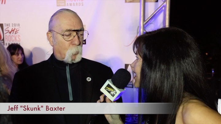 Interesting Topics 😉Recored Interview Clips of Jeff Skunk Baxter @jeffskunkbaxter He’s a legend in Rock Music (Doobie Brothers, Steely Dan, and More)
Here Jeff is talking about interesting topics such as progressions of Music in Society and Mathamatical Quadrants on Guitar. Interviewed by Rachel Logan @rachel_logan105 Filmed and Edited by The Vision Field
Taking it to The Streets ! 😉
...
...
...
#guitar #music #math #musicinsociety #legend #rock #doobiebrothers #steelydan #losangeles #Losangelesmusicians #losangelesvideoproduction