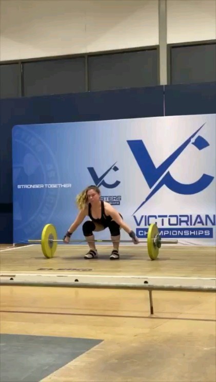 The girls at Oasis had a day out as well. Even though we lost a couple of lifters during the week with illness the rest of the girls did the club prior and put up some awesome performance.
Brit Smith f55 - silver
Liv Wellesley f59 - Gold u/17
Elise Schack f76 - Bronze
Bianca Hansen f76 - Silver (so close, next time is there)
Great effort from the girls to place the club 3rd overall in the women's division.