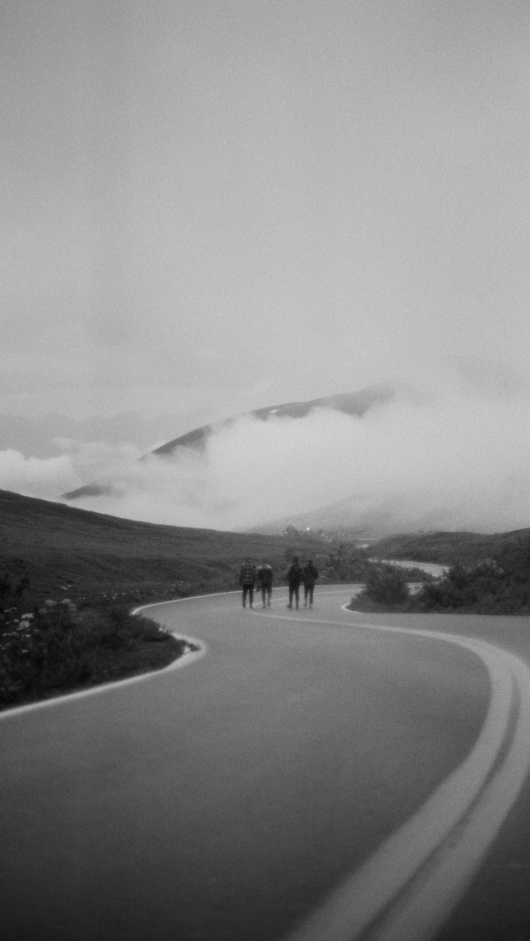 Grain for days 🎞 ILFORD HP5 #streetphotography #filmphotography #photography