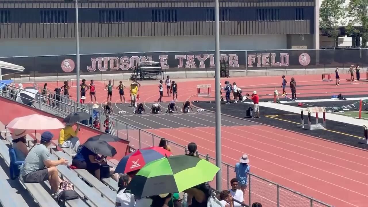 Successful weekend in the books - Part 1 of 3
Huge shout out to Jayden for breaking 11, becoming TOP 3 ALL TIME in school history, advancing to Meet of Champions, and taking track as serious as football 😅. Expecting even faster times soon.
Dm if interested
Jayden Bryant - Monroe Catholic Jr. 10.88 (-1.7w)
Dm if interested
#speed #db #rb #athlete