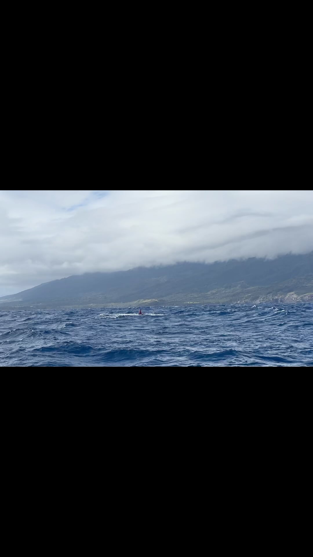 Pa’a Kaiwi Solo Crossing…
Another battle within our Big Island young men, with such an awesome field of 17-18 year olds. These bucks from Kona can surf @kainalu.balanga @nathan_kealii and @aliiboi_808 (no NSC footage of Alii) Whose your favorite!! Can’t forget those Oahu boys, @wyatt_rips with a name like that he owns up to it:), Spencer Allen, also up and coming…. we have the youngest on the field 14 year old @tevareynolds @paa_hawaii @todamax.vip @puakeadesigns @kaiwaacanoes