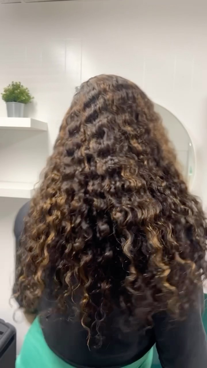 Service: Lace Closure Wig Maintenance and Customization
Details: 7 x 6 Lace Closure Wig
Hair was factory colored and purchased from another supplier
#longislandhairstylist #queenshairstylist #brooklynhairstylist #laceclosurewig #laceclosure