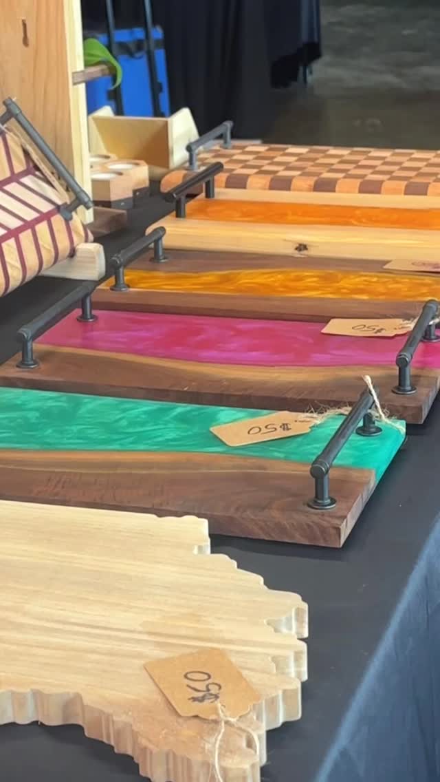 No better way to spend a Saturday! 🤗 We’ll be at Warehouse 410 until 2 p.m. today, booth 25–we’d love to see you!