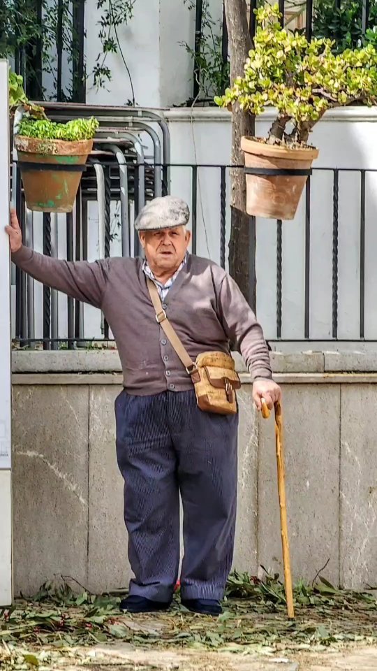 From the majestic peaks of Andalucía to the charming whitewashed villages, we conquered the Southern Spain journey one village at a time! 🗺️
First stop: Zahara de la Sierra! This stunning village atop a hill is an absolute dream. 🏞️☁️
Next, Grazalema - the place where the wind danced with us on a high windy road and wild goats 🐐 made a surprise appearance! As the saying goes, "when in Grazalema, do as the grazalemenos" - we tasted the traditional wild boar stew with raspberries and we were not disappointed.
Finally, we arrived at Ronda, the gem of Andalucía, where ancient structures tell stories of a time long gone.
Watch to explore #WhiteVillagesTour with us! 🚐💨
#TravelSpain #SouthernSpain #Zahara #Grazalema #Ronda #AndaluciaTravel #InstaTrave