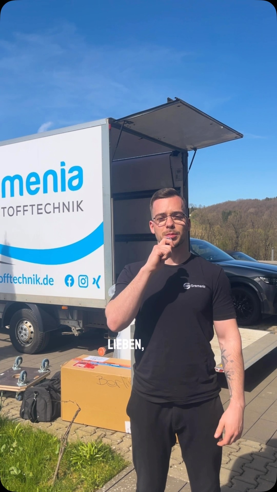 DREMENIA @ FIBO 2025
Wir sind am Start – und DU solltest uns nicht verpassen!
Wann? 10.–13. April
Wo? Confex Halle (CONF24) & Halle 1, Stand 1D46
Special Guest: MMA-Fighter Fedor Duric live am Stand!
Gewinnspiel: Gewinne ein Smart Boxing Pad – direkt vor Ort mitmachen!
Recovery, Performance, Longevity – feel the future bei Dremenia.
#fibo2025 #dremenia #recovery #fedorDuric #smartboxing #gewinnspiel #hbot #longevity #performanceboost