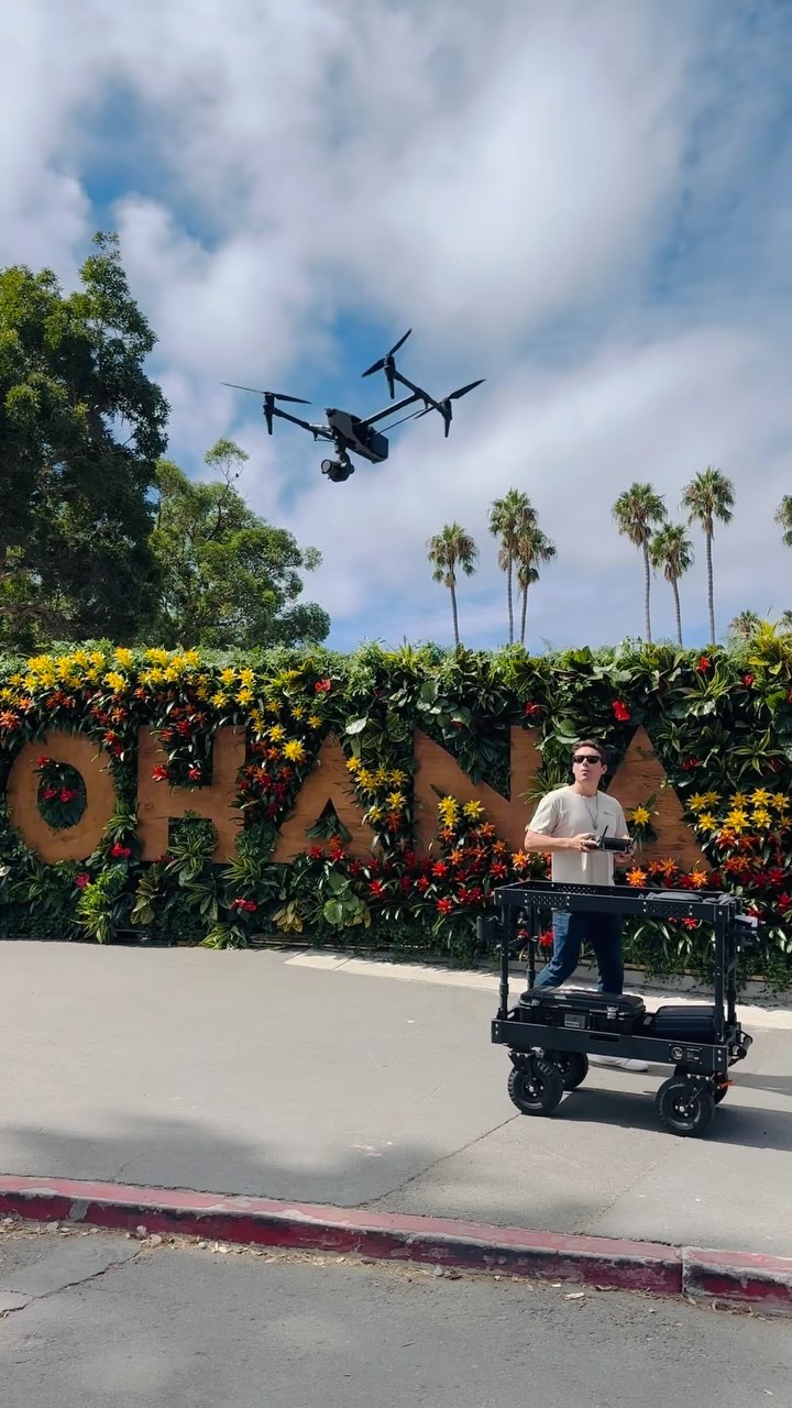 🎥
We’re loving the @djiglobal Inspire 3.
@kav here flying @theohanafest getting shots before the crowds get in.
Shoutout to @inovativ for making our life a dream moving all over this festival with all the DRONEGEAR.
Big thanks and shoutout to @kapturedm for all his help on this festival again 🙏🏼
•
#DRONEGEAR #DJI #ohanafest #drone #dji #inspire3 #dronelife #musicfestival #setlife #dronephotography #droneoftheday #dronestagram #reelsinstagram #reels