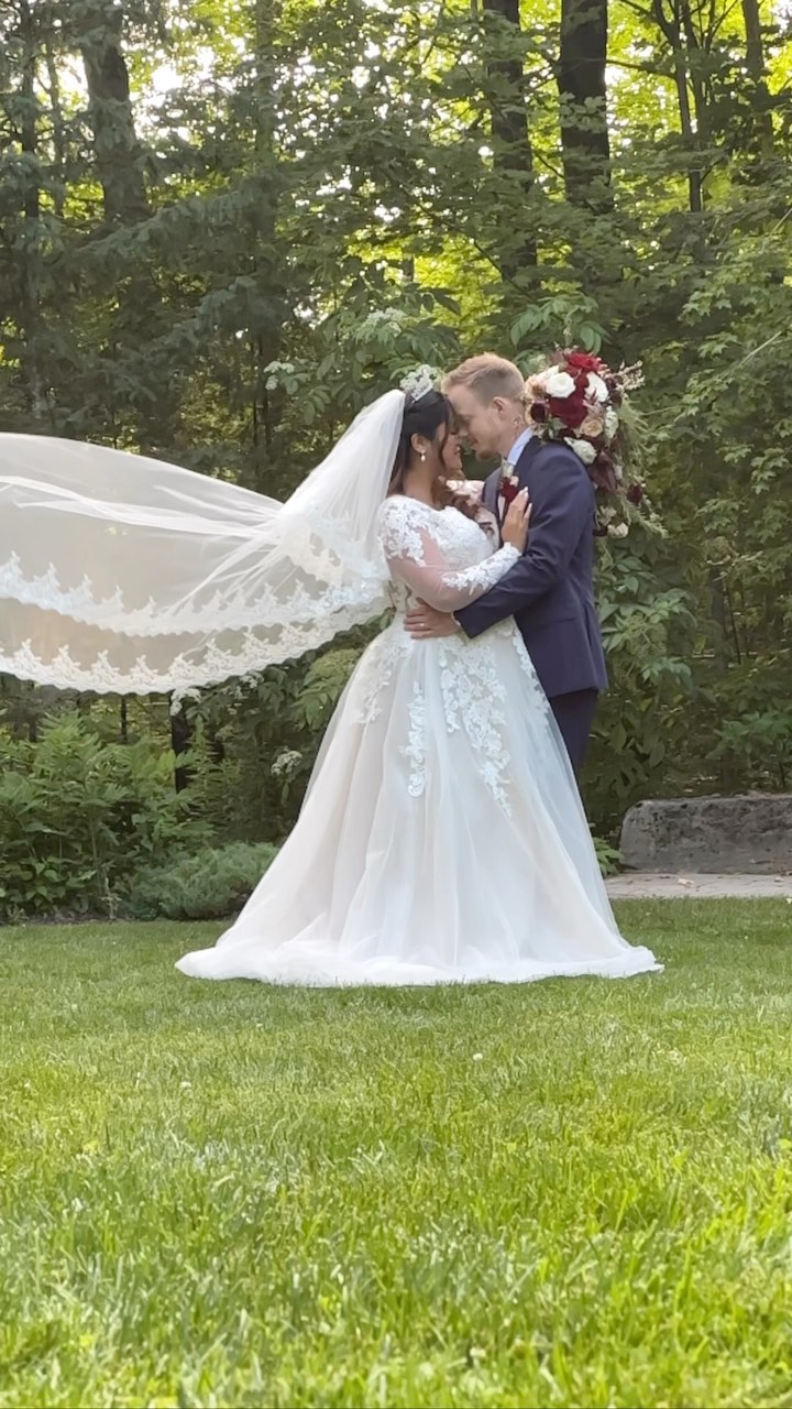 @wanderlust_pjv Love at first Site π PJ & Justin π #wedding #love #weddingdress #weddingday #weddingphotography #wedding #bride #foryou #love #marriage #dress