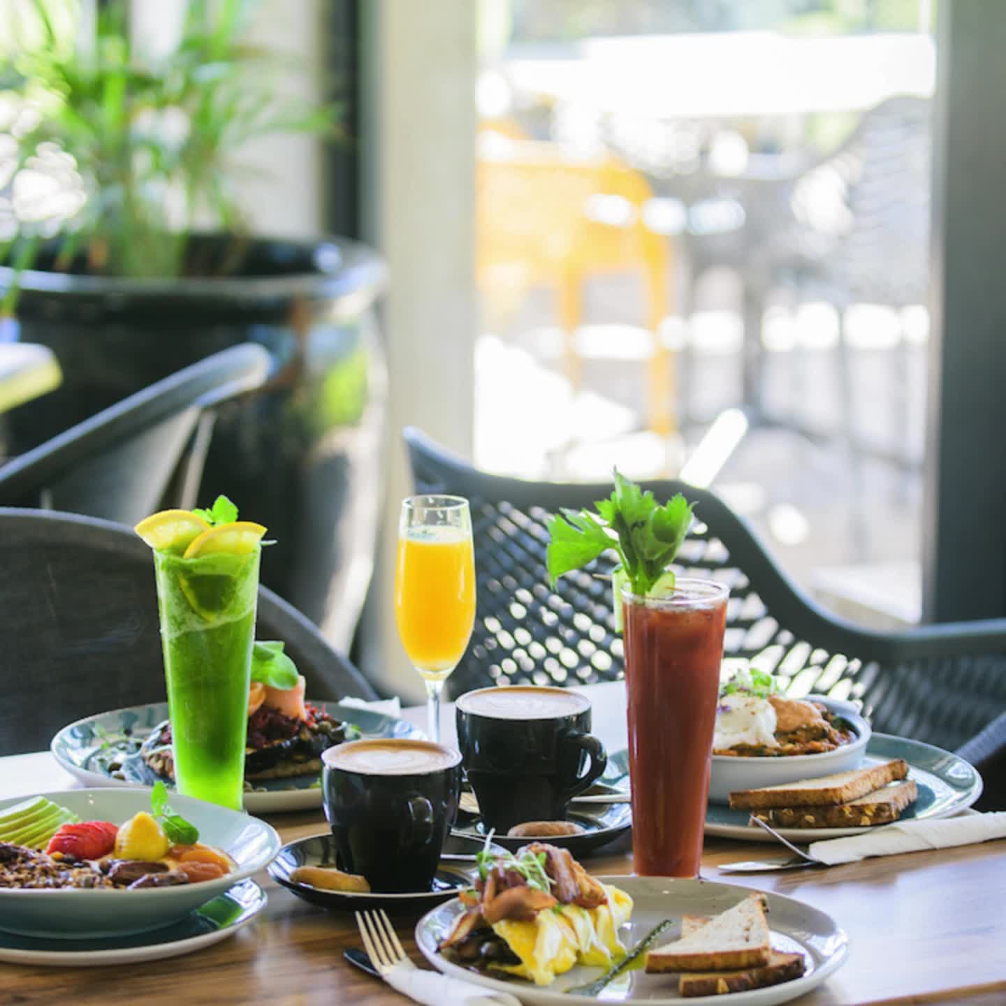 We hereby declare Sunday a Funday ✌
Join us for bottomless Mimosas all day, every Sunday. Our Mimosas are mixed using the gorgeous Brut Rosé from @alvisdriftwine, with ice cold OJ. Make the most of the last weeks of summer with us!
🥂🍊😎