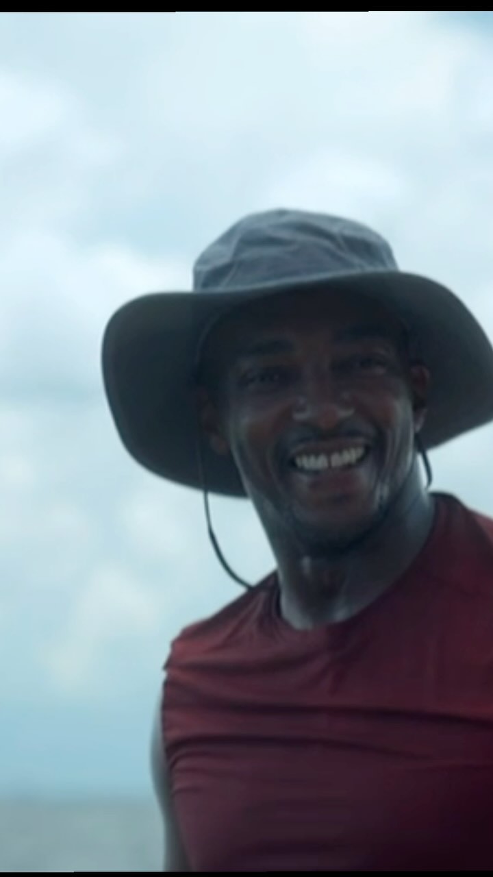 Who Doesn’t Love a good anal swab ? It’s great when you get a chance to film a talented actor like Anthony Mackie and have them dive into your underwater world. Shark Beach with Anthony Mackie: Gulf Coast, premiered this Sunday at 9/8c on National Geographic in the US. The show will also be available to stream on Disney+ and Hulu from July 1 in the US.
Our Marvel superstar tackles a big challenge…the fishing phenomenon called depredation, where sharks prey on fishermen’s catches before they can be retrieved. A lifelong fisherman himself Mackie sets out to learn more about these encounters. Produced by the talented team at Nutopia for National Geographic. UW scenes filmed on @reddigitalcinema with a @gates.underwater housing @yannispapastamatiou @calypsodivecharters @make.it.rayna_ @katiedid__it @nutopiatv @sharksprinkles @anthonymackie @natgeo @mattkaymk @natgeowild @seanhavas @gab.fig.films @marksharmancam @etspencer @walksoflifefilms @zubinsarosh #sharkbeach #shark #anthonymackie #captainamerica #falcon #marvel #natgeo #filmedonred #bullshark #analswab #sharkfest