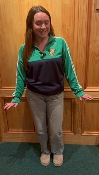 ⏳ 𝗦𝗲𝗮𝗰𝗵𝘁𝗮𝗶𝗻 𝗮𝗺𝗵𝗮́𝗶𝗻 𝗳𝗮́𝗴𝗵𝘁𝗮! ⏳
Seo do sheans rud éigin mór a bhuachan agus difríocht a dhéanamh do CLG Domhnach Mór Cill Dhéagláin!
🎉 𝟳𝟱 𝗗𝘂𝗮𝗶𝘀 𝗜𝗼𝗻𝘁𝗮𝗰𝗵 le buachan:
🚗 𝗔𝗻 𝗣𝗼𝘁𝗮 𝗢́𝗶𝗿: Hybrid Electric Car snasta
💰 𝗔𝗴𝘂𝘀 𝟳𝟰 𝗗𝘂𝗮𝗶𝘀 𝗔𝗶𝗿𝗴𝗶𝗱 le buachan!
Cuidíonn gach ticéad a cheannaíonn tú le tacú le forbairt leanúnach ár gclub - ó oiliúint a chur ar an gcéad ghlúin eile go dtí feabhas a chur ar ár n-áiseanna. 🏐💚🤍
📆 𝗗𝗮́𝘁𝗮 𝗧𝗮𝗿𝗿𝗮𝗶𝗻𝗴𝘁𝗵𝗲: Dé Sathairn, 14ú Nollaig
🎟️ 𝗙𝗮𝗶𝗴𝗵 𝗗𝗼 𝗧𝗵𝗶𝗰𝗲́𝗶𝗱 𝗔𝗡𝗢𝗜𝗦:👉 https://donashdraw.ie
Ná caill an deis bua a fháil agus do thacaíocht a léiriú. Críochnóimid go láidir le chéile! 💪
.
.
#DonashDraw #75Prizes #SupportYourClub #WinBig