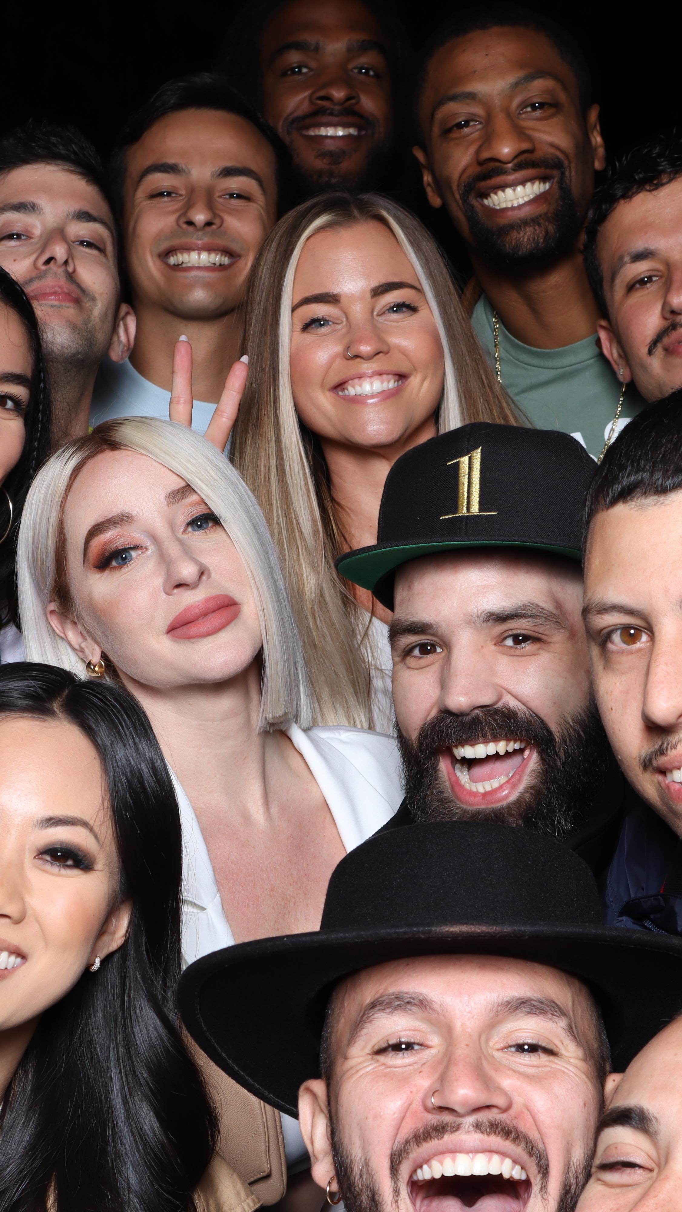 Celebrating @strawberrymoon & @thegoodtimehotel’s end of year party!