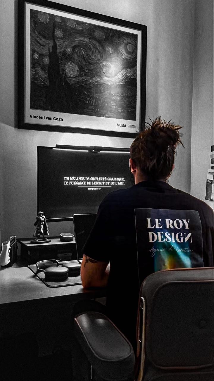 Designer Life. 👨🏻🎨
De l’idée à la réalisation. 💭
Réalisation : @lavastone
#design #designer #toulon #designprocess #designproduit #decohome #decorationinterieur #homedesign #coffetable