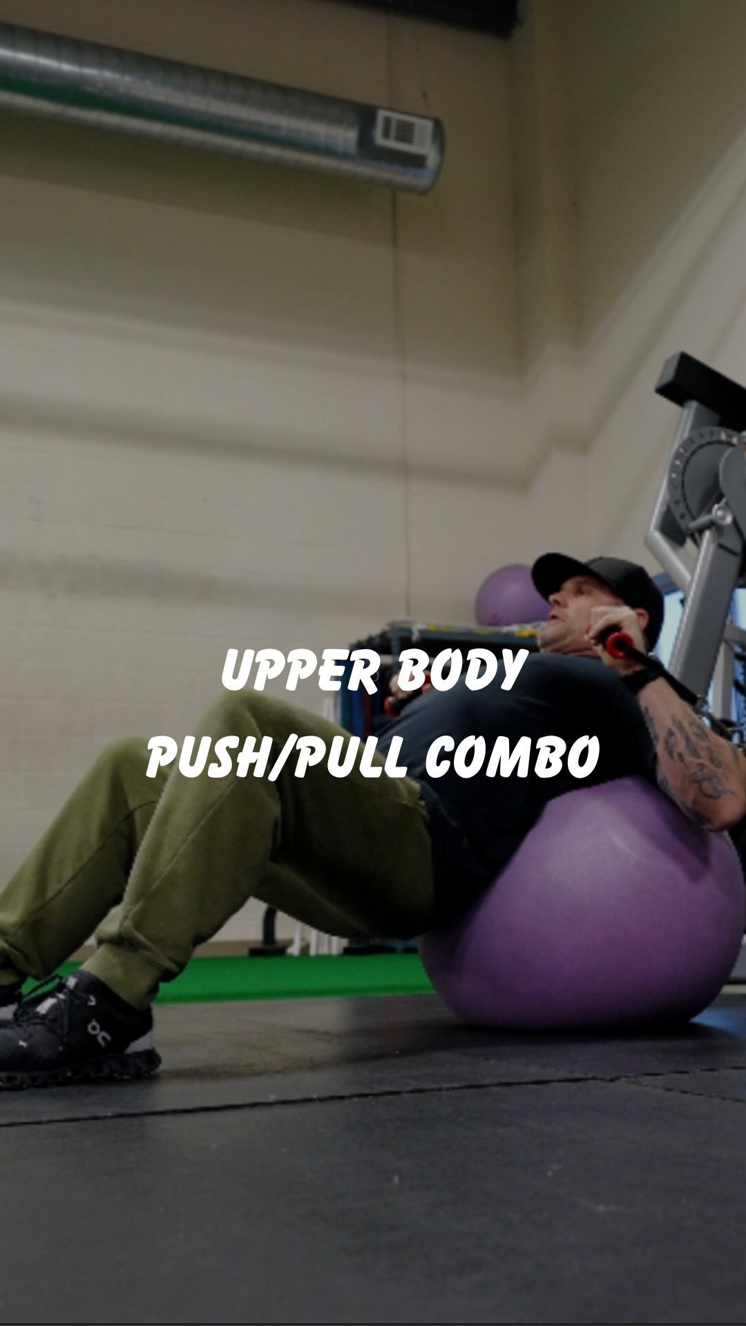 Here’s a great upper body push/pull superset pair of exercises that I like to do for higher rep volume sets. The stability ball cable chest press is a great exercise for stabilizing the core while hitting the chest and shoulders. Next upper body day give these two exercises a try!
#strength #fitness #upperbody #bodybuilding #hypertrophy #health #strengthtraining