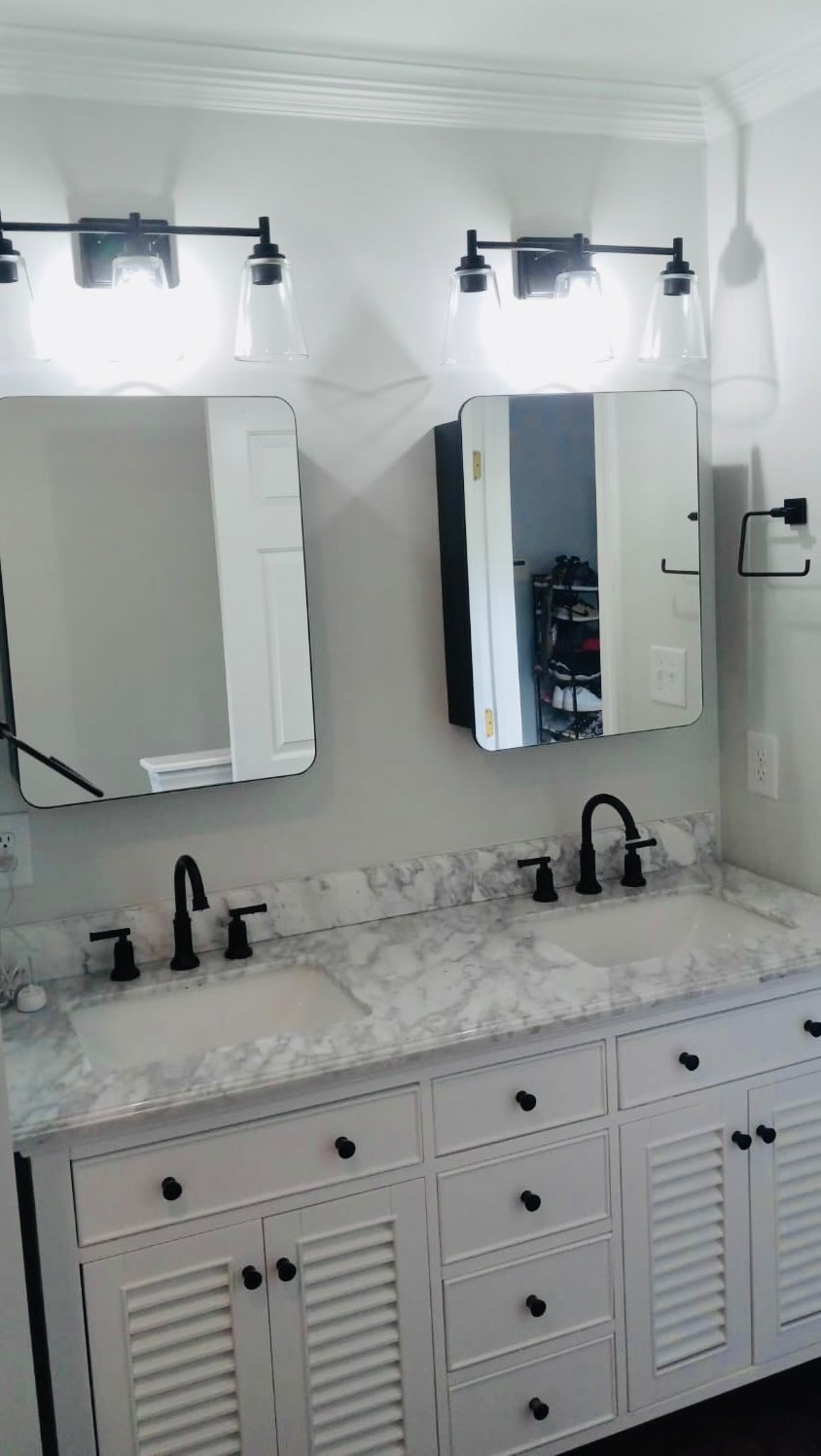 ๐๐ข๐ด๐ต๐ฆ๐ณ ๐๐ข๐ต๐ฉ๐ณ๐ฐ๐ฐ๐ฎ ๐๐ฆ๐ฏ๐ฐ๐ท๐ข๐ต๐ช๐ฐ๐ฏ
#masterbathroomdesign
#tileworks
#showerdesign
#showerideas
#showertime
#blackandwhite
#newdesign
#framing
#framinglife
#windows
#windowreplacement
#tilingideas
#plumbing
#electricalwork
#vanitymirror
#lightfixtures
#painting
#sherwinwilliamspaint
#generalcontractor
#carync
#raleighnc
#apexnc
#durham
#sanfordnc
#northcarolina
#lifetimelaborwarranty