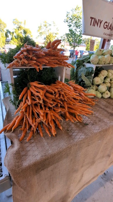 We have #ALL the Roots this beautiful morning!! Come on down to the farmers market!