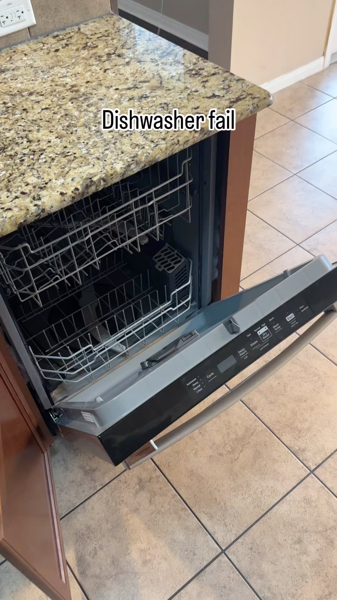 Sometimes I can’t test everything in a home. I really dislike leaving a home inspection without running a dishwasher but there’s clearly an electrical issue that needs to be addressed by an electrician. Hopefully they can get this dishwasher up and running without too much effort. It would be nice if it’s just a bad circuit breaker.
#homeinspection #homeinspector #inspection #inspector #safeandsound #dishwasher #electrical #fail #test #electrician #power #water #attentiontodetail #moveinready #texasrealestate #builder #realestate #templetx #beltontx #saladotx #centraltexasrealestate #centraltexas