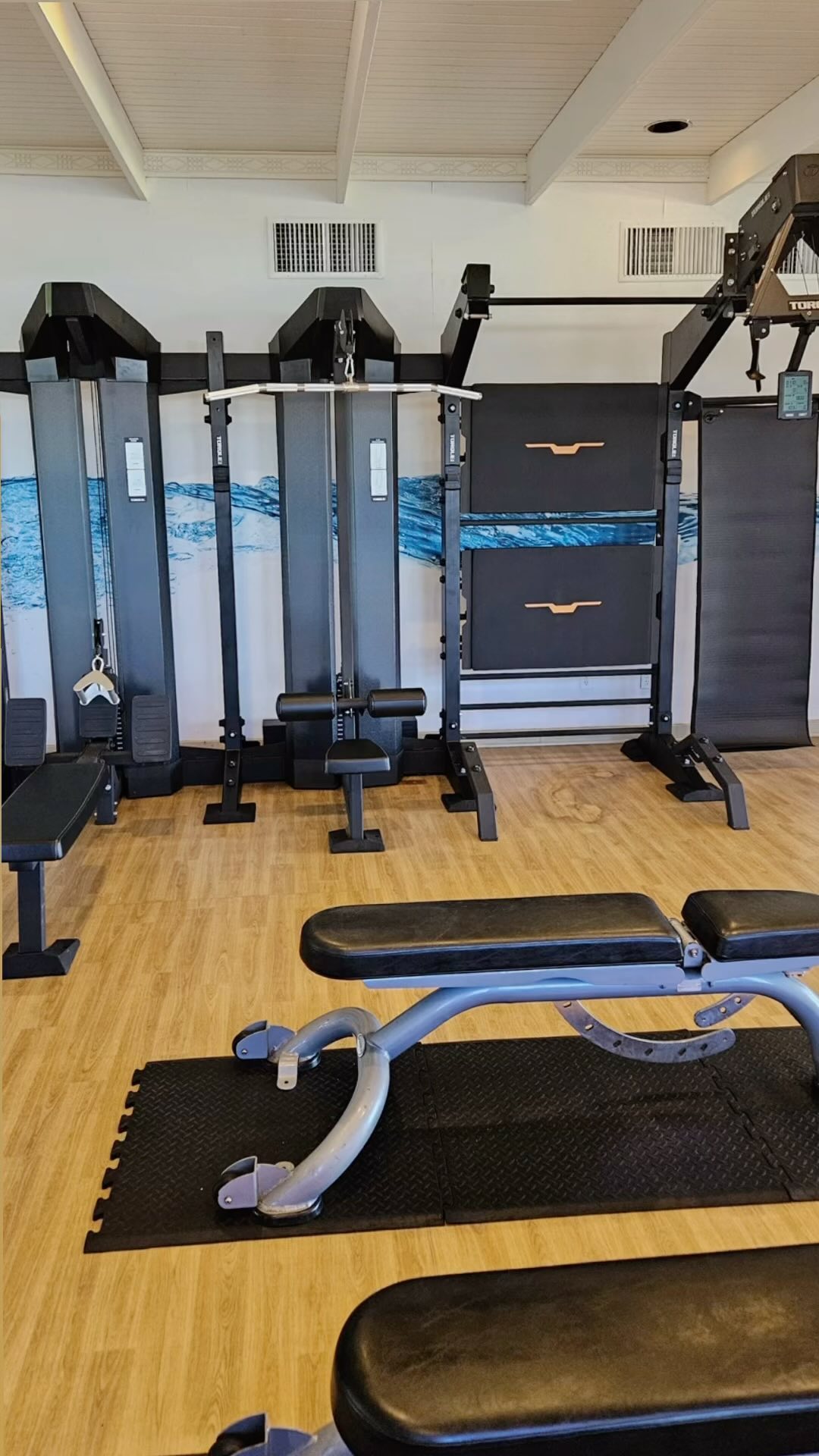 Waikoloa Beach Marriott Resort & Spa on the Big Island is stunning with so much to offer, and they wanted their fitness center to be no exception! It was a pleasure providing a design layout that maximizes their space and utilizes best-in-class equipment that meets the high standards characteristic of this amazing resort.
Weโre excited for guests to enjoy this space for years to come!
#BigIsland #Resort #GuestExperience #Fitness #Hawaii #GymDesign