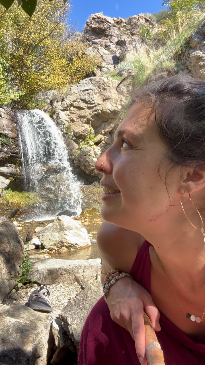 What if the sweetest medicine that we ever tasted was the sound of our own voice?
What if each of our unique tunes was the precise melody that allowed us to understand the depths of ourselves, to express our souls deepest desires, to unlock the creative potential of this crazy miracle called life?
Singing has been one of the most impactful practices in my personal journey of healing, discovery & growth. I sing when I am experiencing joy. I sing when I am experiencing pain. I sing to center or pump myself up before a challenging situation. When I feel lost or confused about the path, singing brings me back home to myself. Singing offers deep, authentic connection with others when we practice it with others. Singing allows us to remember our sacred interconnection in the Grand Cosmic symphony of life. Each of us a unique instrument within the greater Uni-Verse. One song. One prayer. One love.
Yet, so many of us are afraid of using our voices, of being seen or being heard. We are often taught to be quiet, play small, do as we are told, allowing the external world to shape who we are rather than our truth being something we are taught to create for ourselves.
And though I may not have the world’s most aesthetic voice, still I choose to sing. To reclaim the power that I carry to express my soul freely in the world. To remember my connection to all that is. I sing for all of the mothers, daughters, sisters who came before me whose voices were silenced, hidden or shamed. I sing for all of the womben who will come after me, that they may know & freely express their sacred song with the world. I sing for the earth. I sing for our collective, that we may embrace not only our own but each other’s unique tune. That we may return to each other. Treat each as equals. Uplift, inspire & empower one another. That we may use our collective voice to truly birth a new way of living & loving in the world. This is my prayer. This is my song.
We’ll be learning more about the scientific & energetic explanation about why your voice is medicine in our upcoming 🌹Goddess Awakening Retreat🌹 coming up next week! We have a couple spots left & have last minute deals. Join us! 🫶🏼