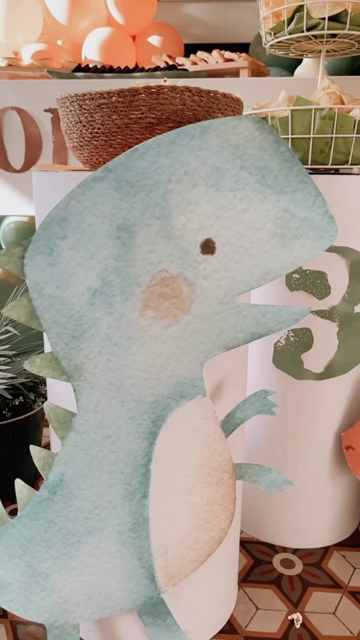 Piccoli dinosauri crescono 🦕 🦖 💚
Auguri piccolo Lorenzo 🎂
Typelovers events - we create, you celebrate.
#kidsparty #luxuryevents #birthdayparty #typeloversevents