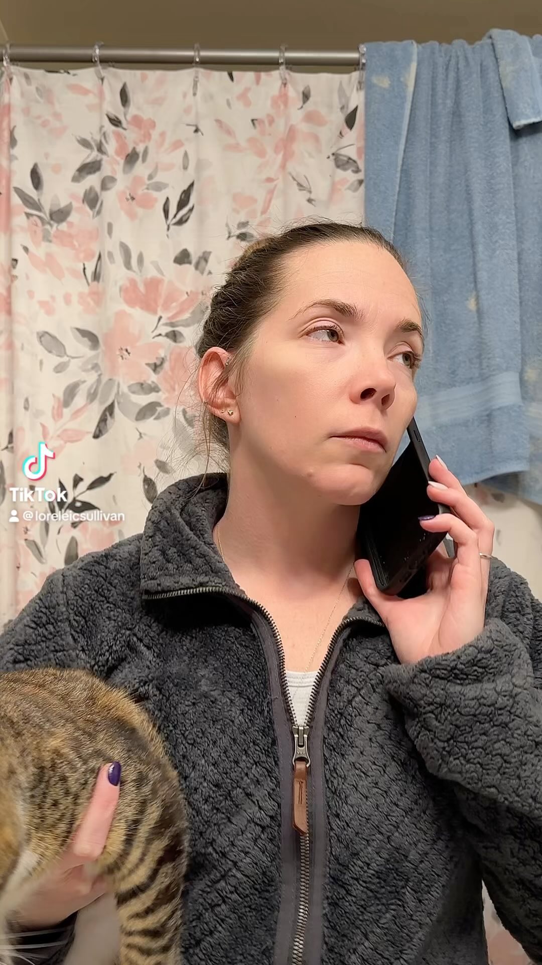 Okay last one I’ll spam ya with. 😅
But do we like it straight or curled?
#lostsirenhairstudio #lostsirenhair #nhhairstylist #wiltonnhhair #aluramhaircare #oligopro #wiltonnhstylist #behindthechair #nhhairvibes