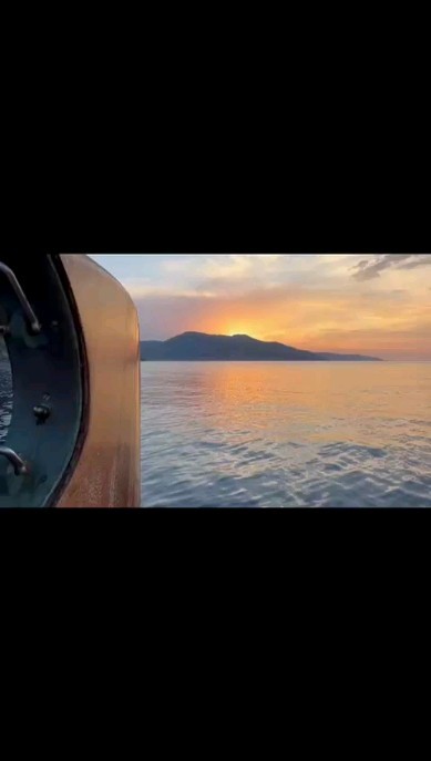 #skopelos #dailycruises #alonnisos #sporadesislands #sailing #mythicaladventures_yachting #swimming
Credits to @sotiria.pal