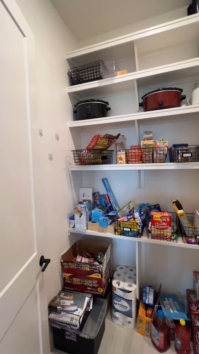 Hello! It has been quite a while since I’ve posted! Just wanted to drop in and say we are still here 👋🏻👍🏻 Just been focusing on projects and family 🫶🏻
We’ve been working on a whole-home decluttering project for an amazing military family 🇺🇸 So grateful for their service and sacrifice for our nation. It’s been an awesome project and I will be sharing more of their before & afters in coming weeks!
First up, the pantry! Everything we used was already there, it just needed a good purge and a categorization system. So much better without buying more 👏🏻👏🏻👏🏻
And that follow up text 🥹🤗🤩 the best!