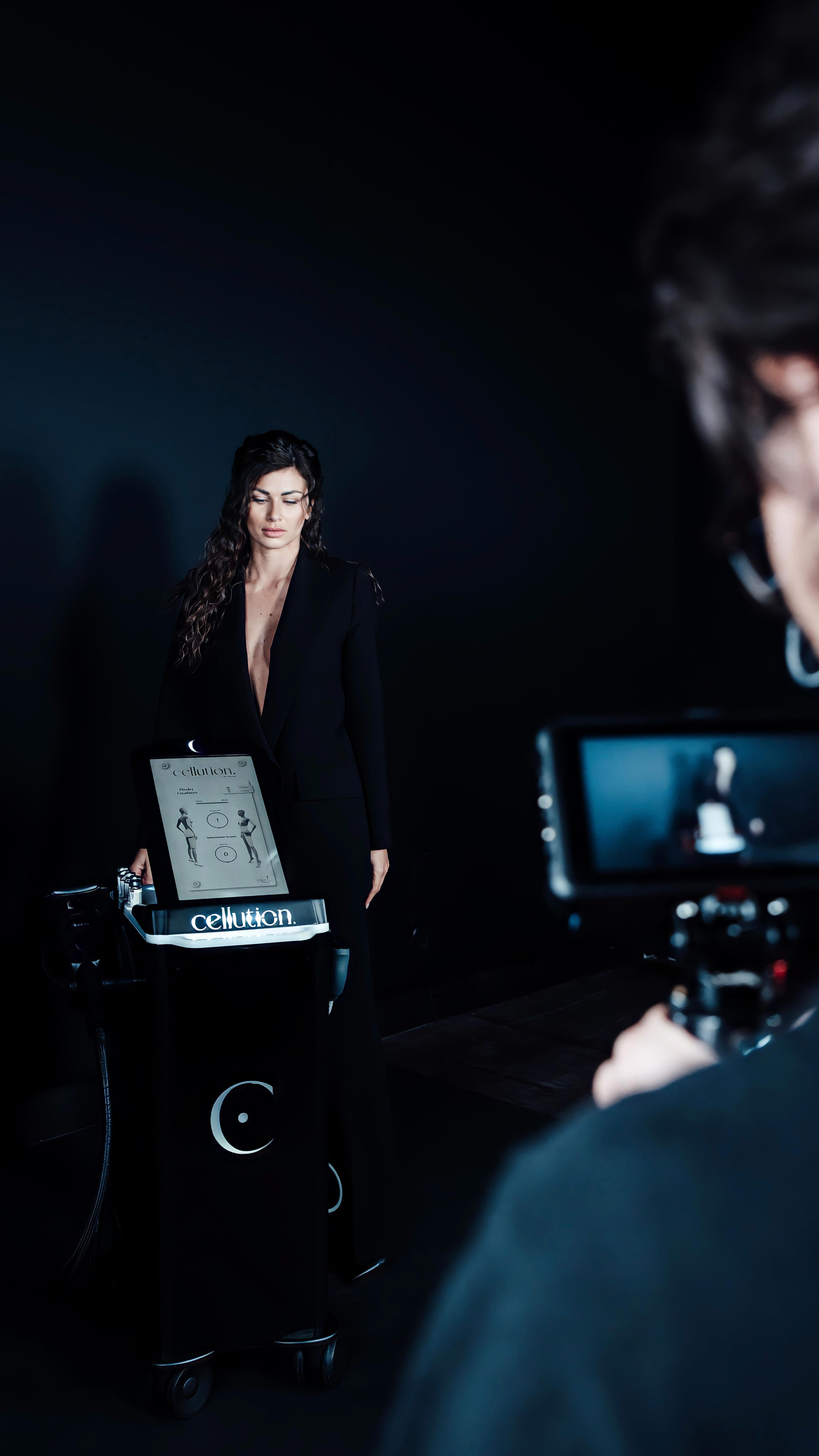 Réalisation vidéo pour @deleo.official
Un super projet avec Esteban de @polissonsprod à la captation 🎥
Photos : @polissonsprod
#esthetic #esthetique #technology #video #filmmaker #videaste #studio