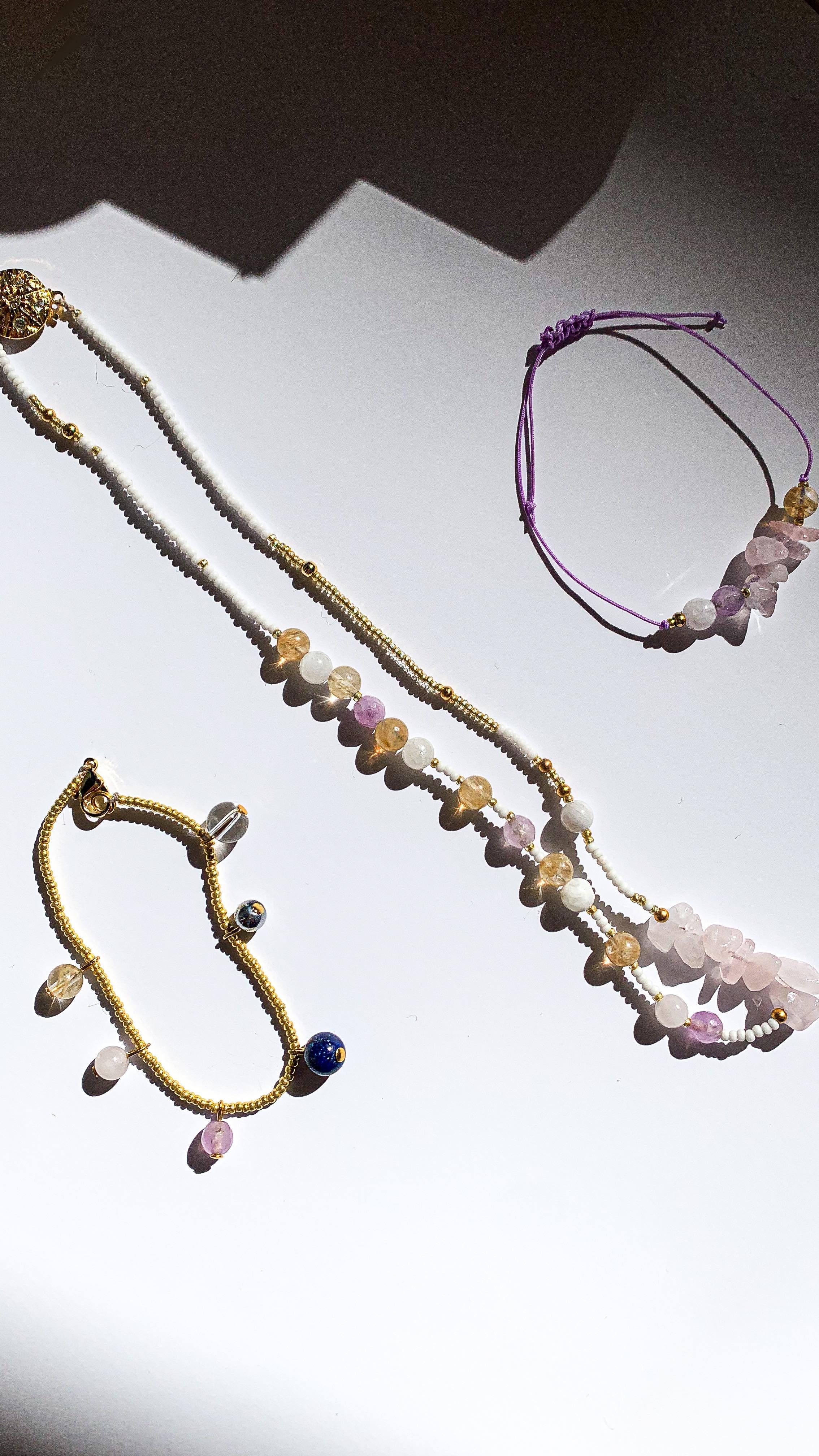 Need some love dust to touch you? I have Love Booster necklace just for that! ✨🦄
1. Rose Quartz for filling your cup with love.
2. Citrine for more pleasure in play.
3. Amethyst for easing anxiety and leaping higher in love.
4. Moonstone for fertility and goddess energy.
Love and be loved. 💋
Get your jewelry set on Sumothea etsy shop now✨