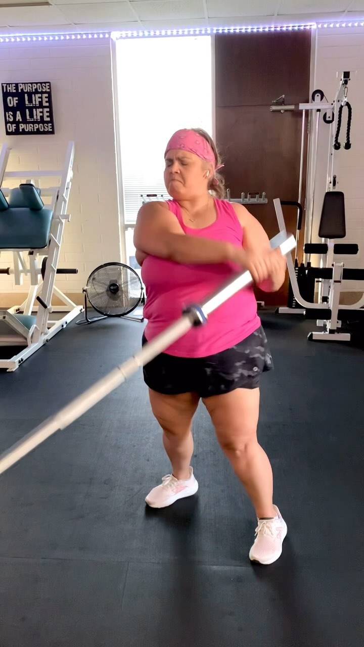 The quality keeps getting better!
Better form with heavier weight is a good thing!
Keep on keepin on!
#fitness #fitnessjourney #fitnessaddict #fitnesslifestyle #fitnessphysique #fitnesslife #nutrition #macros #dothefknwork #dudethatlifts #strengthtraining #ryourogue #fit #fitnessphoto #fitnessinspiration #gym #gymmotivation #gymworkouts #mobilitytraining #mobilitywork #fullbodyworkout #workout #workinprogress #workoutmotivation #musclegrowth #muscle #positivewinergy #personaltrainer #nutritioncoach
