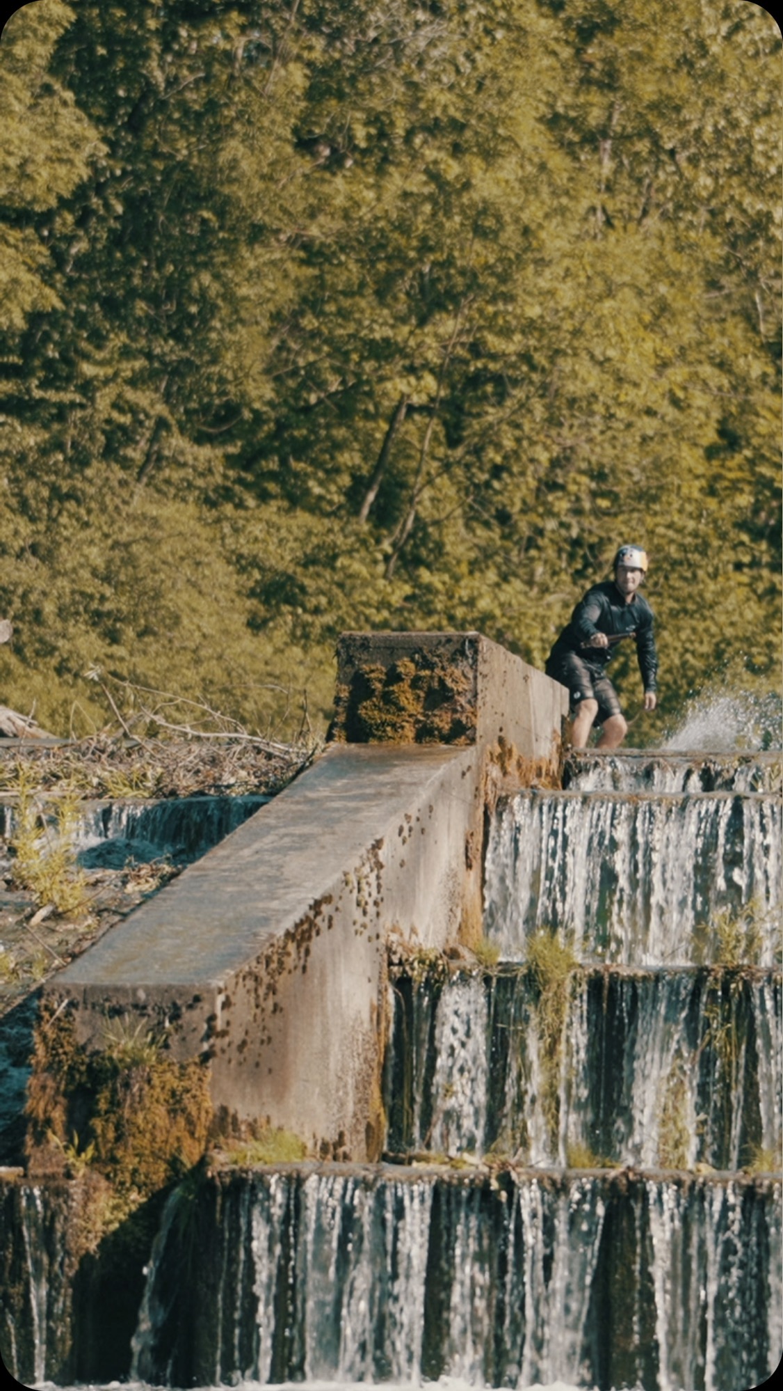 🤯 We can’t stop sharing snippets from this video!
If you’re one of the few who haven’t seen it yet, drop everything and click the link in our bio 👊🏽
@felixgeorgii
@domhernler
FOAMA
#pulledbysculpture