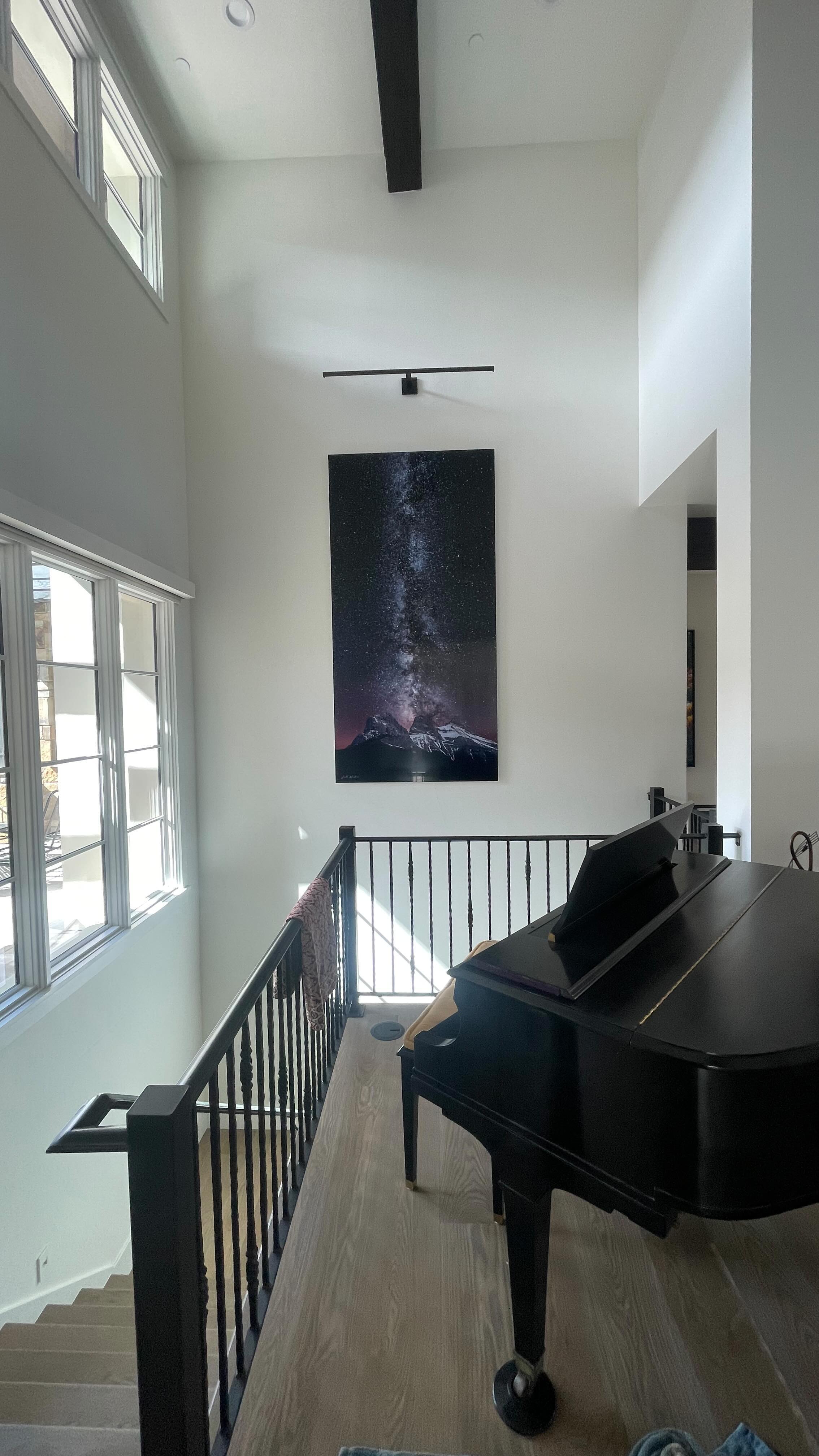 Very honored to get on those steep steps to hang this beautiful piece by the talented @jeffwalkergallery . Click the link in bio to book your professional art installation
.
.
.
.
.
.
.
.
.
.
#denverart #denverartists #denverartist #denverartscene #denverartdistrict
#denverdesigner #denverdesign #interiordesign #coloradodesign #denverdesign #interiordesigner #art #decor