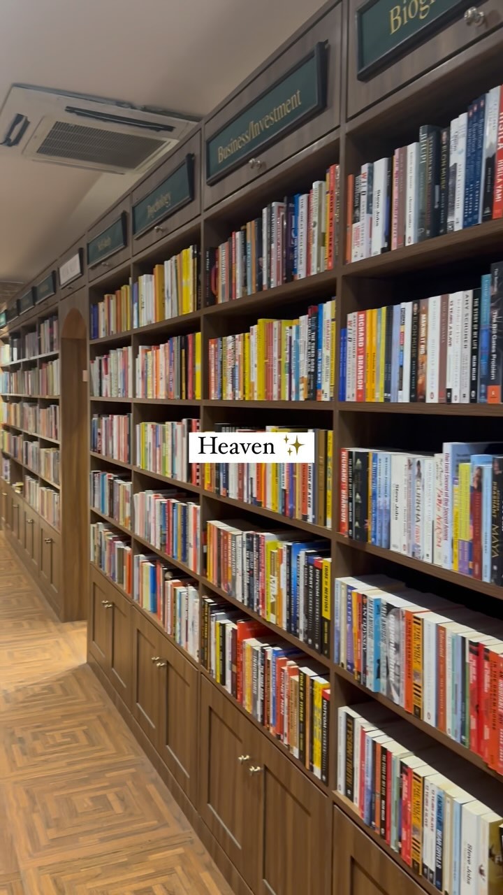 Pure heaven! 💕
#bookblogger #book #bookblog #booksofinstagram #booklover #booknerd #booklove #books #booksofig #bookaddict #bookrecommendations #bookshelf #booksuggestions #booksummary #bookrating #goodreads #bookstagrammer #goodreadswithaview #bookstagram #bookmarks #booksaremylife #sakshireports
