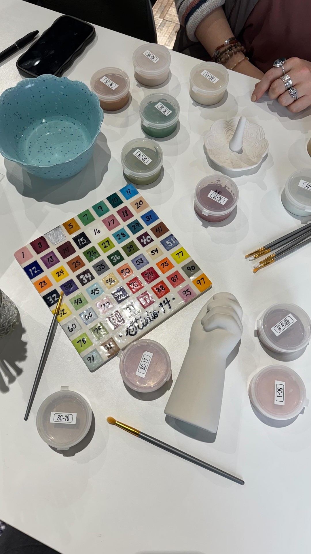 the best self care with @aliciacarlinn 🎨